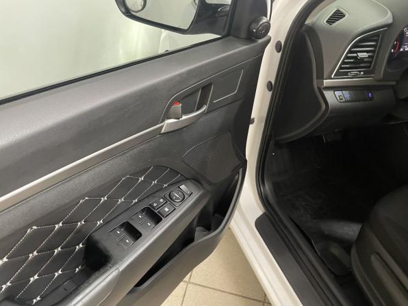 Hyundai Elantra VI (AD) с пробегом 2016 года, цена 1 249 000 рублей, 192789 км, седан, Автокод Объявления