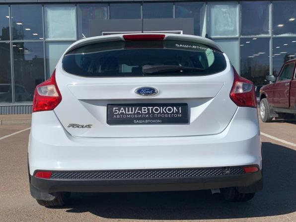 Ford Focus III с пробегом 2013 года, цена 875 000 рублей, 144675 км, хэтчбек, Автокод Объявления