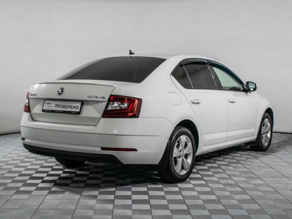 Skoda Octavia III (A7) Рестайлинг с пробегом 2018 года, цена 1 770 000 рублей, 204747 км, лифтбек, Автокод Объявления