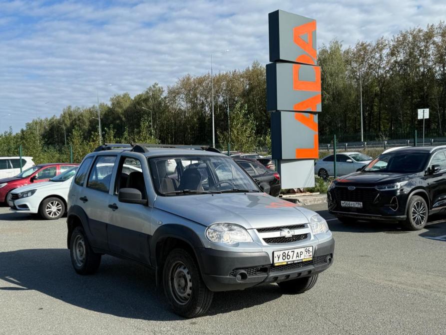 Chevrolet Niva I Рестайлинг Нижний Тагил  - изображение 1