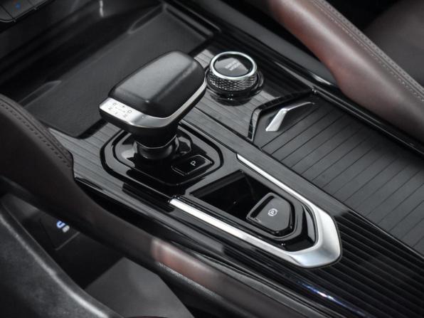 Geely Monjaro I с пробегом 2023 года, цена 2 937 890 рублей, 48001 км, внедорожник, Автокод Объявления