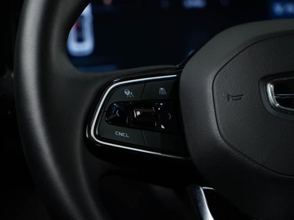 Geely Monjaro I с пробегом 2024 года, цена 3 297 050 рублей, 48872 км, внедорожник, Автокод Объявления