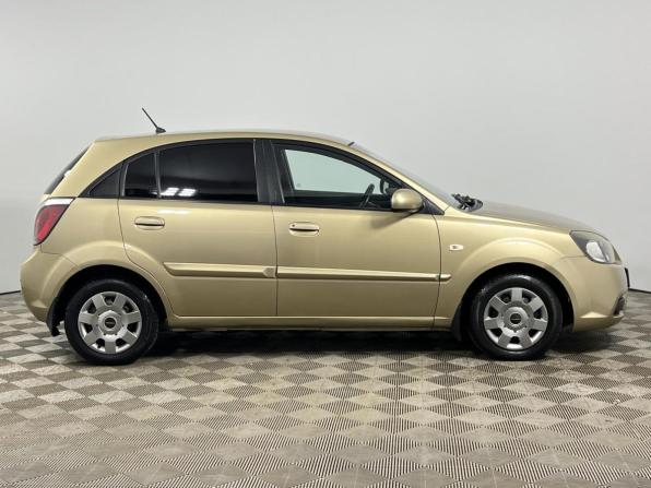 Kia Rio II Рестайлинг с пробегом 2010 года, цена 630 000 рублей, 158275 км, хэтчбек, Автокод Объявления