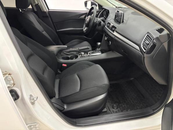 Mazda 3 III (BM) с пробегом 2013 года, цена 1 020 000 рублей, 214093 км, седан, Автокод Объявления