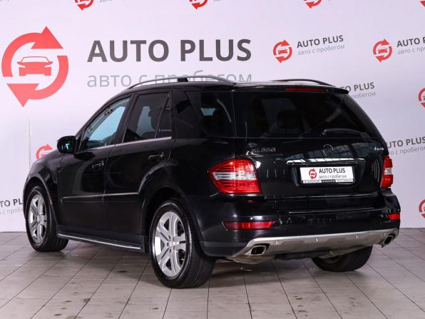 Mercedes-Benz M-Класс II (W164) Рестайлинг с пробегом 2010 года, цена 1 300 000 рублей, 177126 км, внедорожник, Автокод Объявления
