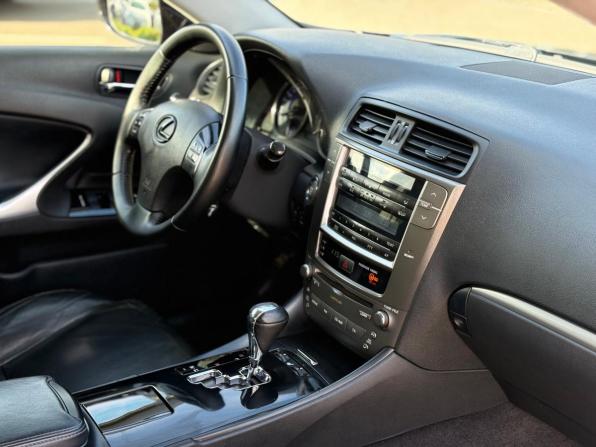 Lexus IS II Рестайлинг с пробегом 2010 года, цена 1 485 000 рублей, 215094 км, седан, Автокод Объявления