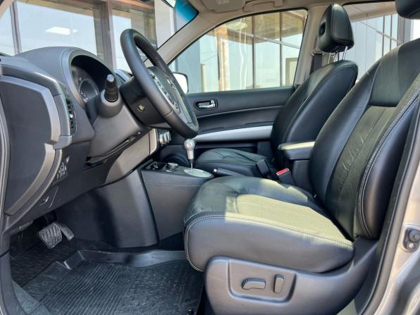 Nissan X-Trail II с пробегом 2010 года, цена 1 035 000 рублей, 160843 км, внедорожник, Автокод Объявления