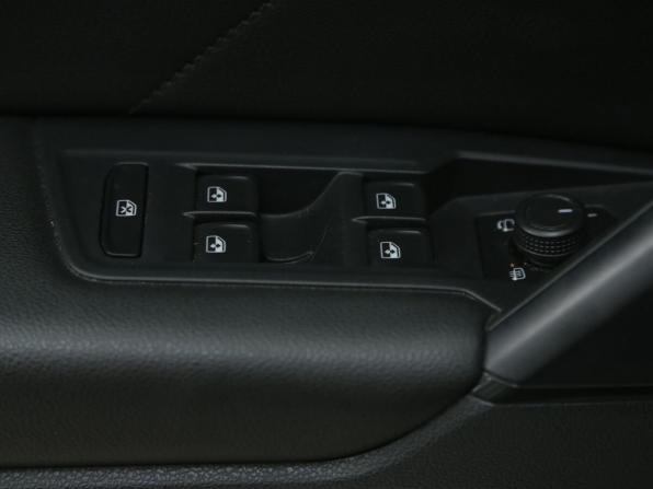 Volkswagen Tiguan II с пробегом 2020 года, цена 3 285 000 рублей, 119500 км, внедорожник, Автокод Объявления