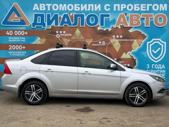 Ford Focus II Рестайлинг с пробегом 2010 года, цена 650 000 рублей, 177898 км, седан, Автокод Объявления