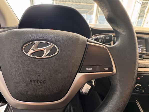 Hyundai Solaris II Рестайлинг с пробегом 2021 года, цена 1 580 000 рублей, 75737 км, седан, Автокод Объявления