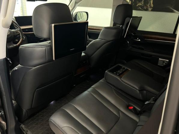 Lexus LX III Рестайлинг 2 с пробегом 2018 года, цена 11 000 000 рублей, 19898 км, внедорожник, Автокод Объявления