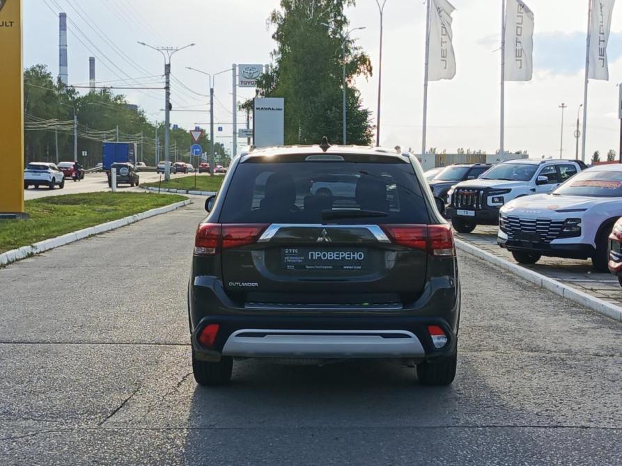 Mitsubishi Outlander III Рестайлинг 3 Чебоксары  - изображение 7