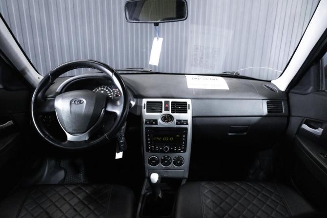 Lada (ВАЗ) Priora I с пробегом 2012 года, цена 349 000 рублей, 252908 км, хэтчбек, Автокод Объявления