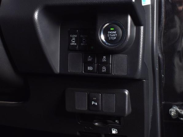 Toyota Roomy I с пробегом 2019 года, цена 1 049 995 рублей, 118192 км, микровэн, Автокод Объявления