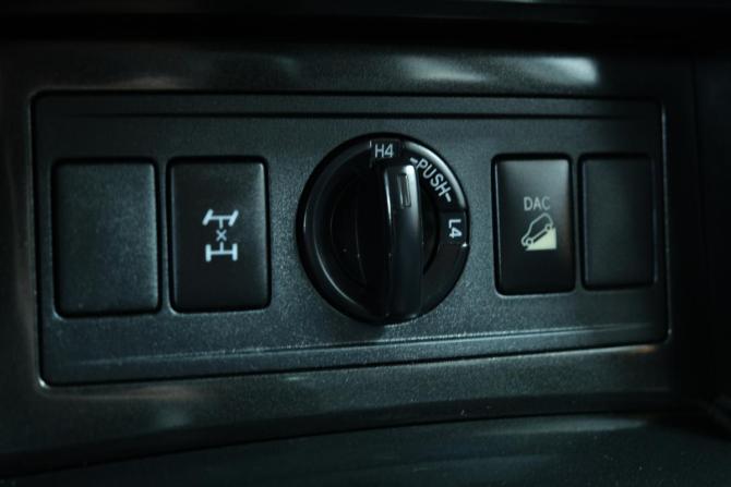 Toyota Land Cruiser Prado 150 Series Рестайлинг 1 с пробегом 2015 года, цена 3 149 000 рублей, 224000 км, внедорожник, Автокод Объявления