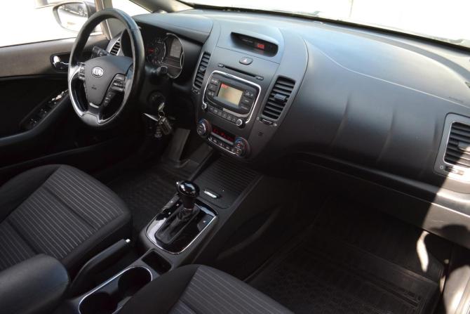 Kia Cerato III Рестайлинг (Classic) с пробегом 2017 года, цена 1 150 000 рублей, 242820 км, седан, Автокод Объявления