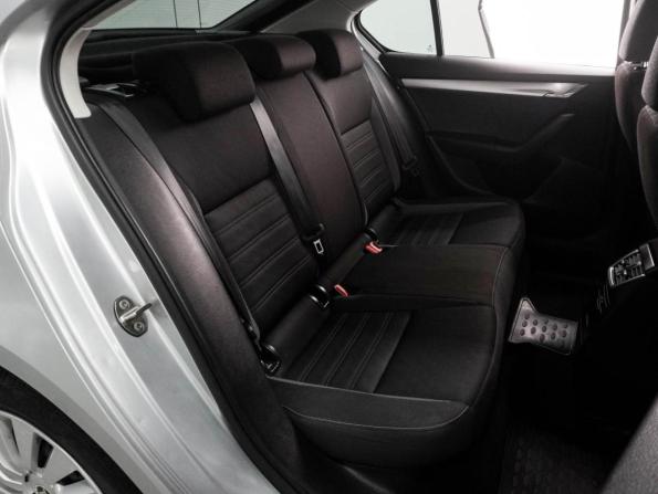 Skoda Octavia III (A7) Рестайлинг с пробегом 2019 года, цена 1 534 000 рублей, 179590 км, лифтбек, Автокод Объявления