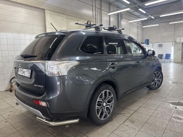 Mitsubishi Outlander III с пробегом 2014 года, цена 1 425 000 рублей, 124217 км, внедорожник, Автокод Объявления