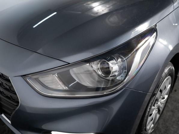 Hyundai Solaris II с пробегом 2018 года, цена 1 235 500 рублей, 120874 км, седан, Автокод Объявления