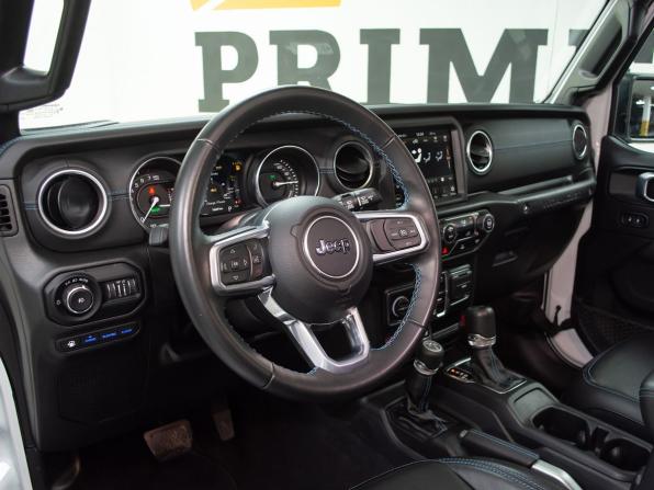 Jeep Wrangler IV (JL) с пробегом 2022 года, цена 6 999 000 рублей, 15600 км, внедорожник, Автокод Объявления