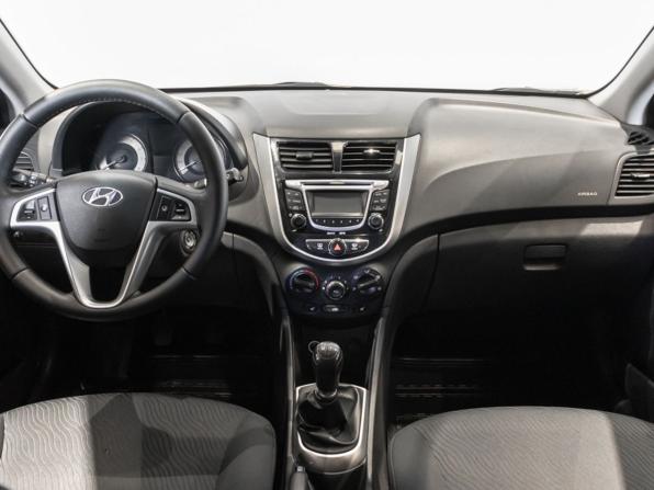 Hyundai Solaris I с пробегом 2013 года, цена 761 000 рублей, 104039 км, седан, Автокод Объявления