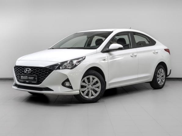 Hyundai Solaris II Рестайлинг с пробегом 2022 года, цена 1 680 000 рублей, 72478 км, седан, Автокод Объявления