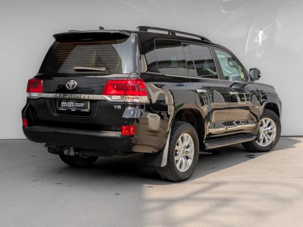 Toyota Land Cruiser 200 Series Рестайлинг 2 с пробегом 2016 года, цена 5 800 000 рублей, 140313 км, внедорожник, Автокод Объявления