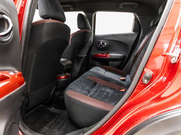 Nissan Juke I Рестайлинг с пробегом 2017 года, цена 1 318 000 рублей, 141316 км, внедорожник, Автокод Объявления