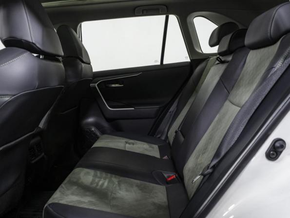 Toyota RAV4 V (XA50) с пробегом 2024 года, цена 3 948 000 рублей, 15505 км, внедорожник, Автокод Объявления