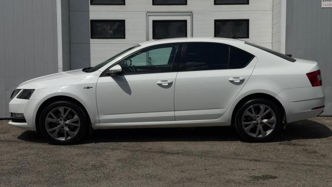Skoda Octavia III (A7) Рестайлинг с пробегом 2019 года, цена 2 010 800 рублей, 122244 км, лифтбек, Автокод Объявления