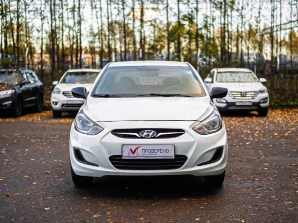 Hyundai Solaris I с пробегом 2014 года, цена 450 000 рублей, 323559 км, хэтчбек, Автокод Объявления