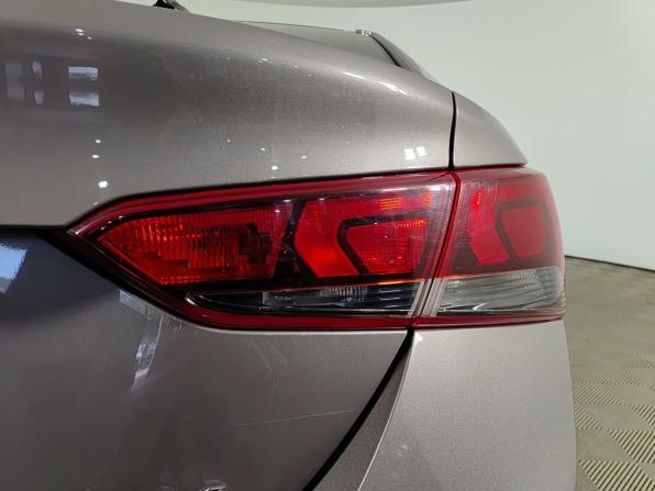 Hyundai Solaris II с пробегом 2018 года, цена 1 250 000 рублей, 180000 км, седан, Автокод Объявления