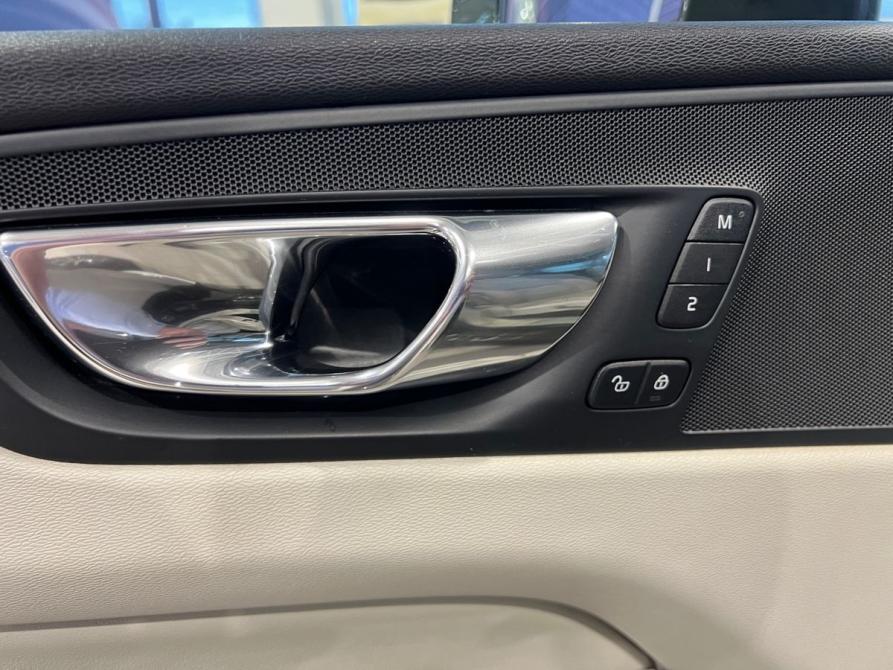 Volvo XC60 II Москва  - изображение 40