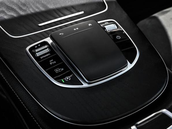 Mercedes-Benz E-Класс V (W213 S213 C238) Рестайлинг с пробегом 2021 года, цена 5 779 000 рублей, 78467 км, седан, Автокод Объявления