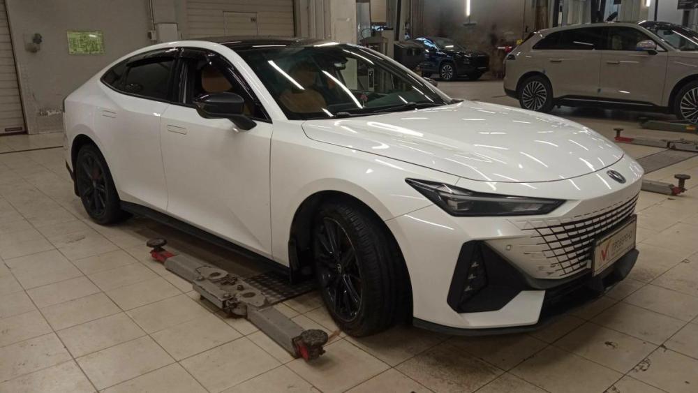 Changan UNI-V I Санкт-Петербург  - изображение 1
