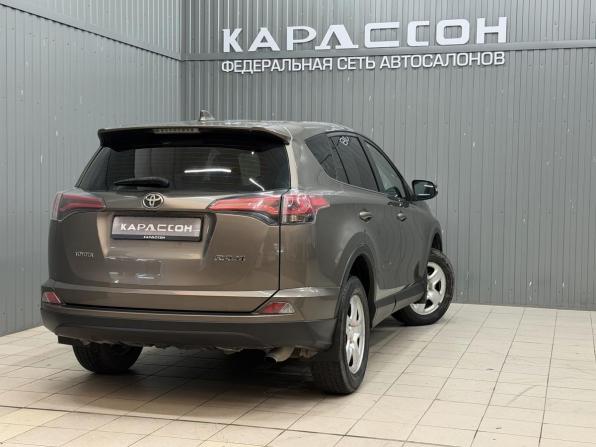 Toyota RAV4 IV (XA40) Рестайлинг с пробегом 2018 года, цена 2 219 000 рублей, 209369 км, внедорожник, Автокод Объявления