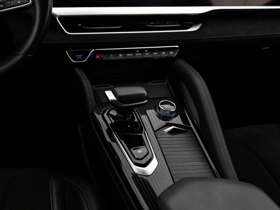 Geely Monjaro I Санкт-Петербург  - изображение 16