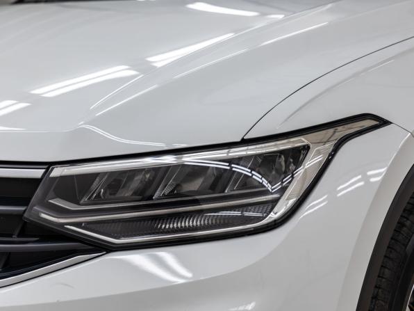 Volkswagen Tiguan II Рестайлинг с пробегом 2022 года, цена 3 048 000 рублей, 37155 км, внедорожник, Автокод Объявления