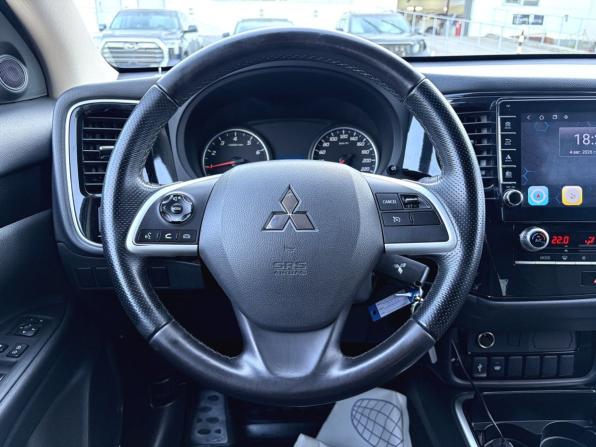 Mitsubishi Outlander III Рестайлинг 3 с пробегом 2020 года, цена 2 020 000 рублей, 91177 км, внедорожник, Автокод Объявления