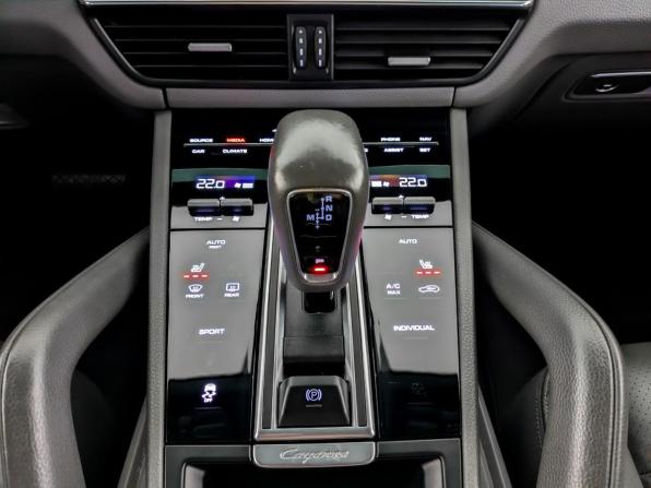Porsche Cayenne III с пробегом 2019 года, цена 5 600 000 рублей, 123838 км, внедорожник, Автокод Объявления
