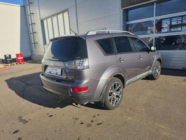 Mitsubishi Outlander II с пробегом 2008 года, цена 695 000 рублей, 267835 км, внедорожник, Автокод Объявления