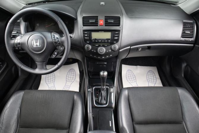 Honda Accord VII Рестайлинг с пробегом 2007 года, цена 1 279 000 рублей, 155100 км, седан, Автокод Объявления