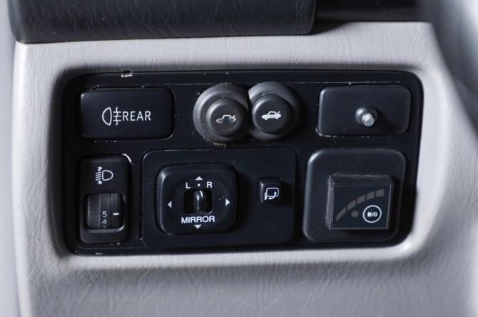 Toyota Land Cruiser 100 Series Рестайлинг 1 с пробегом 2003 года, цена 2 149 000 рублей, 389500 км, внедорожник, Автокод Объявления