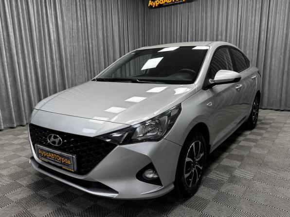 Hyundai Solaris II Рестайлинг с пробегом 2021 года, цена 1 690 000 рублей, 65502 км, седан, Автокод Объявления
