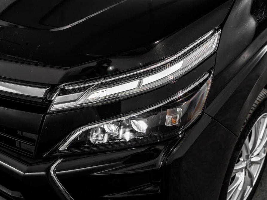 Toyota Voxy III (R80) Рестайлинг Иркутск  - изображение 18