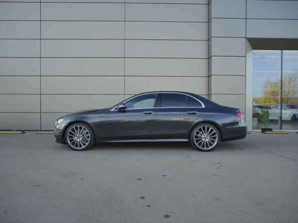 Mercedes-Benz E-Класс V (W213 S213 C238) Рестайлинг с пробегом 2020 года, цена 4 690 000 рублей, 89688 км, седан, Автокод Объявления