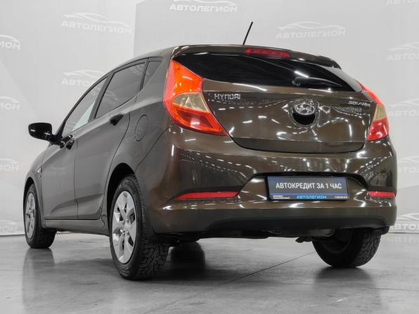 Hyundai Solaris I Рестайлинг с пробегом 2015 года, цена 830 000 рублей, 125312 км, хэтчбек, Автокод Объявления
