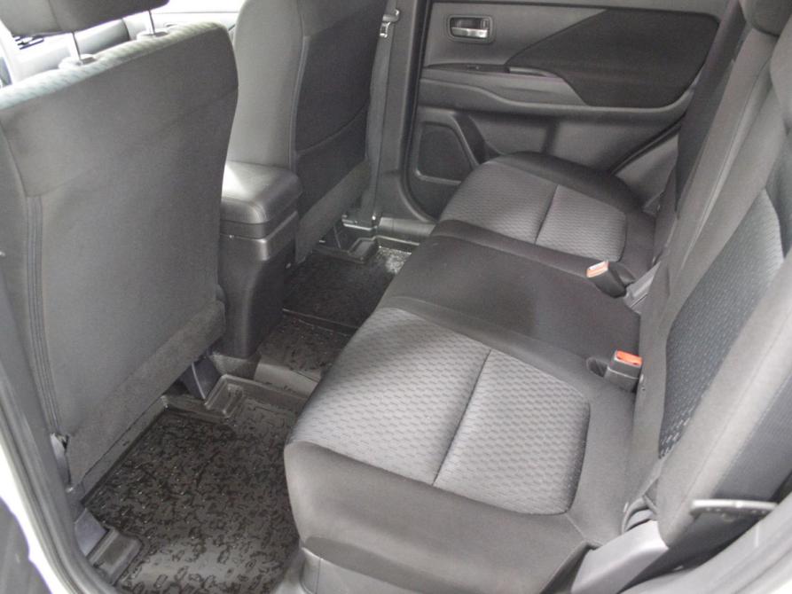 Mitsubishi Outlander III Рестайлинг 2 Санкт-Петербург  - изображение 11