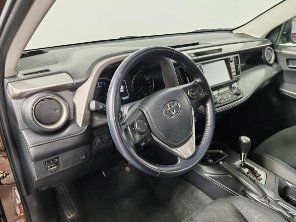 Toyota RAV4 IV (XA40) Рестайлинг с пробегом 2018 года, цена 2 599 000 рублей, 98837 км, внедорожник, Автокод Объявления