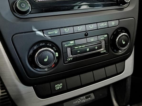 Skoda Yeti I Рестайлинг с пробегом 2016 года, цена 1 250 000 рублей, 120914 км, внедорожник, Автокод Объявления